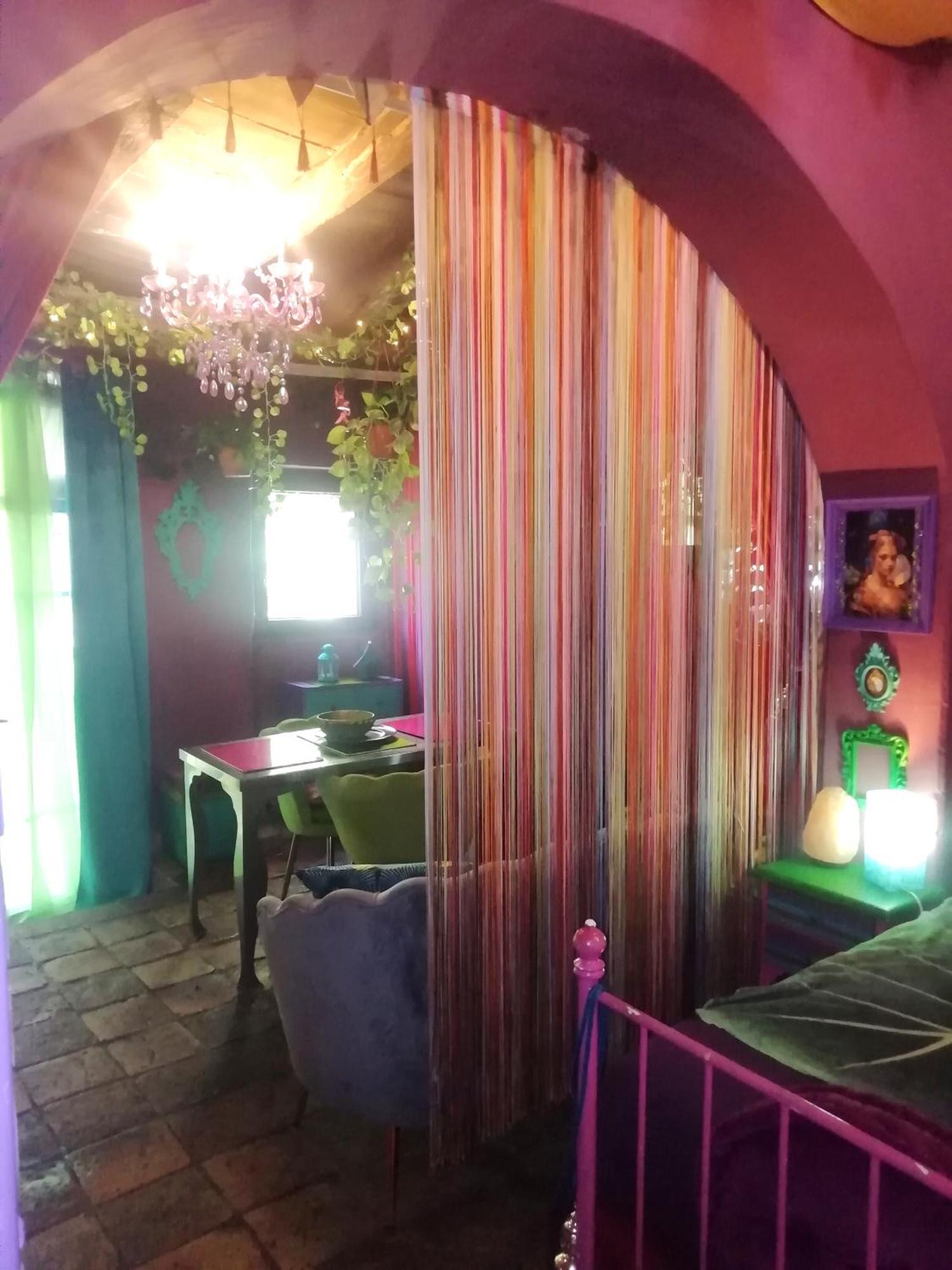 Maisonette Fata Bislacca, カルカータ エクステリア 写真